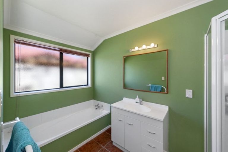 Photo of property in 44 Cranbrook Place, Rototuna North, Hamilton, 3210