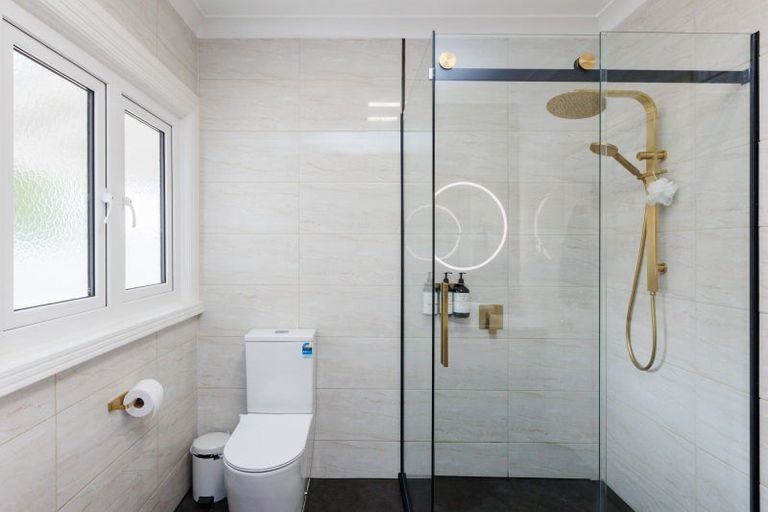 Photo of property in 32 Manson Street, Terrace End, Palmerston North, 4410