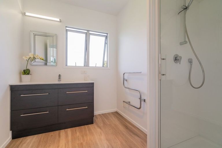 Photo of property in 35 Carina Way, Whitianga, 3510