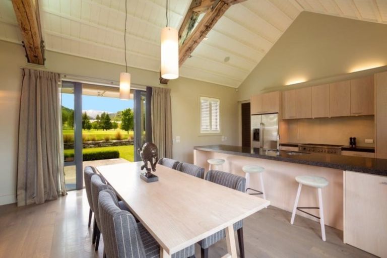 Photo of property in 3 Streamside Lane, Arrowtown, 9371