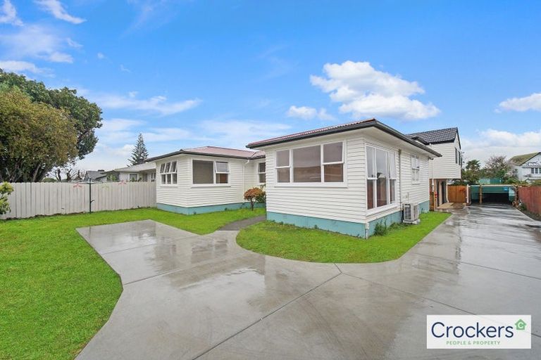 Photo of property in 140 Rowandale Avenue, Manurewa, Auckland, 2102
