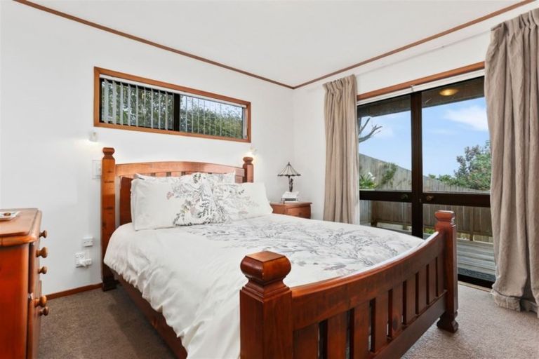 Photo of property in 3/164 Rangatira Road, Beach Haven, Auckland, 0626