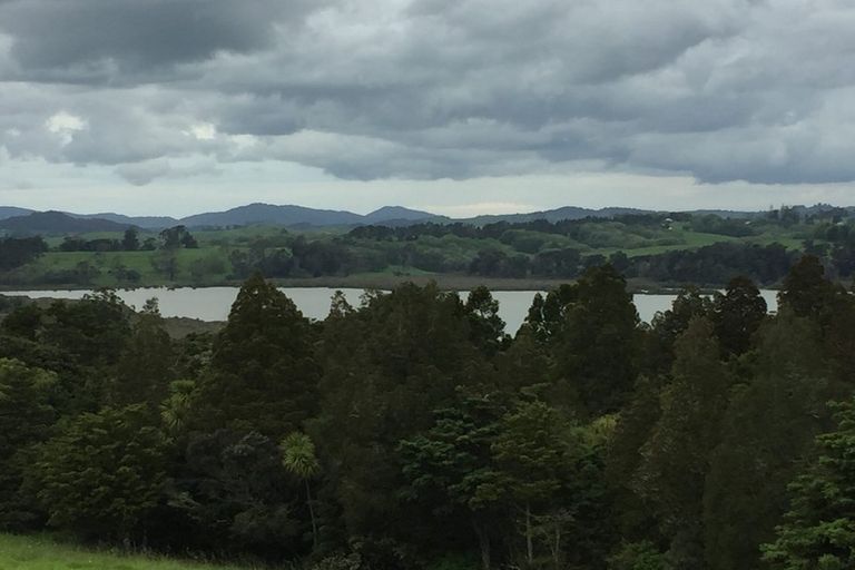 Photo of property in 237 Pahi Road, Pahi, Paparoa, 0571