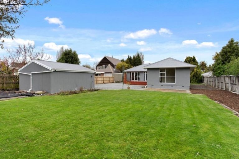 Photo of property in 47 Wainoni Road, Wainoni, Christchurch, 8061