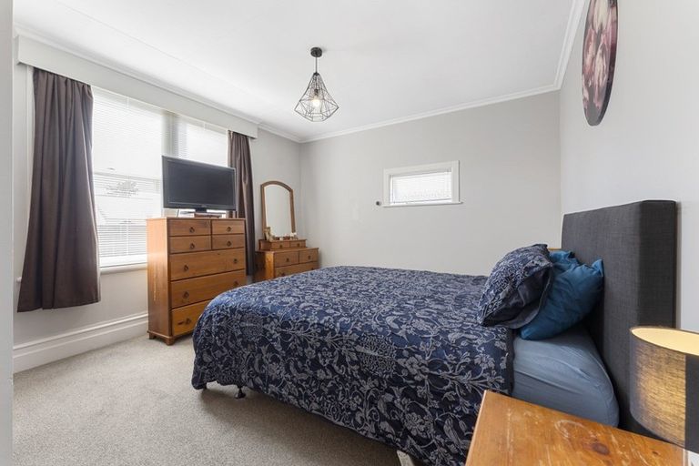 Photo of property in 28 Summerhays Street, Terrace End, Palmerston North, 4410