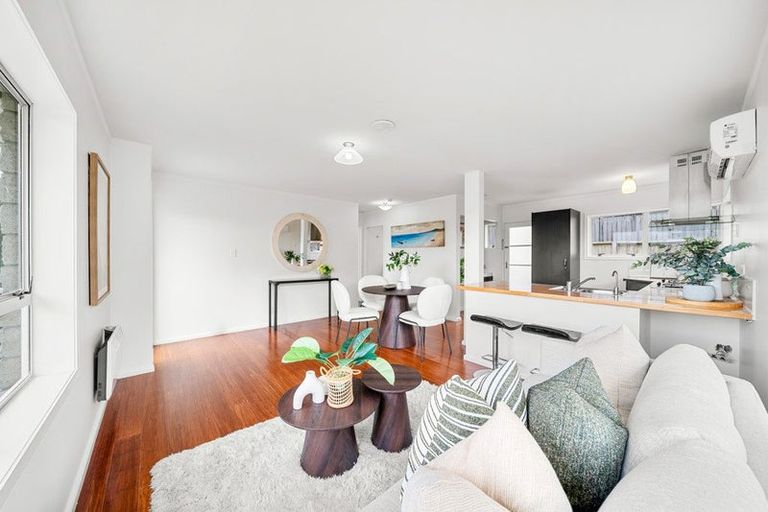 Photo of property in 1/24 Stredwick Drive, Torbay, Auckland, 0630