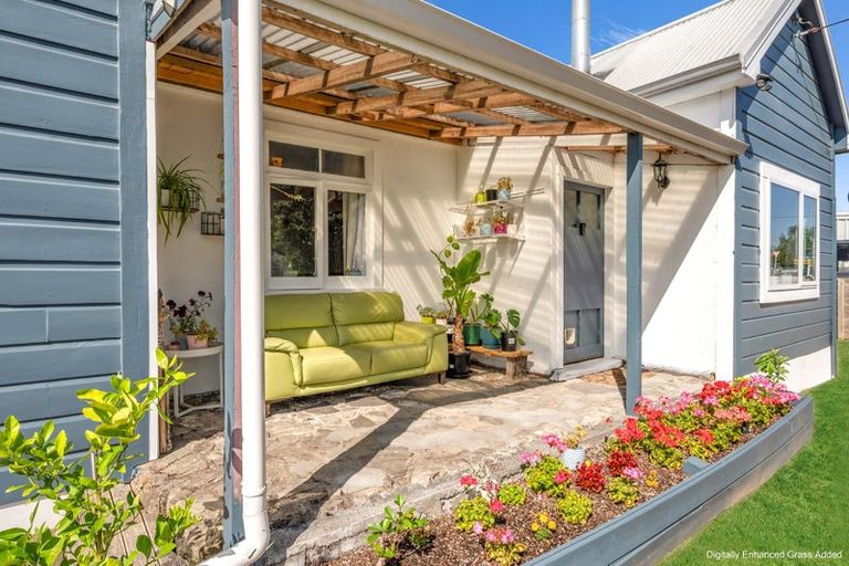 Photo of property in 59 Sydney Street, Takapau, 4203