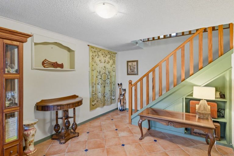 Photo of property in 79 Kawiu Road, Levin, 5510