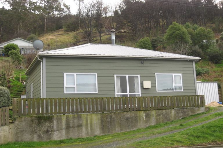 Photo of property in 147 Ravensbourne Road, Ravensbourne, Dunedin, 9022