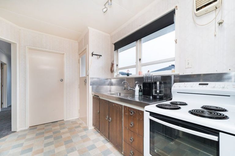 Photo of property in 35 Karamea Crescent, Kelvin Grove, Palmerston North, 4414