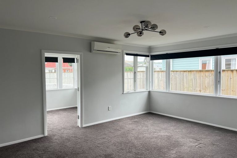 Photo of property in 17 Hunter Street, Taita, Lower Hutt, 5011