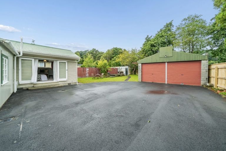 Photo of property in 4 Birch Grove, Pinehaven, Upper Hutt, 5019