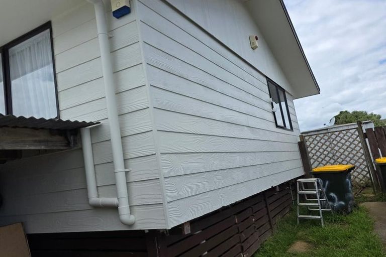 Photo of property in 2/162 Finlayson Avenue, Clendon Park, Auckland, 2103