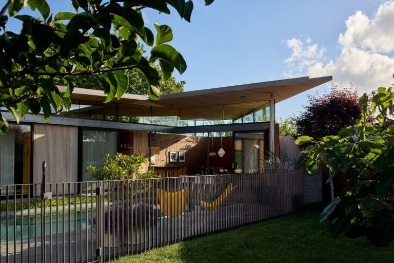 Photo of property in 6 Dignan Street, Point Chevalier, Auckland, 1022