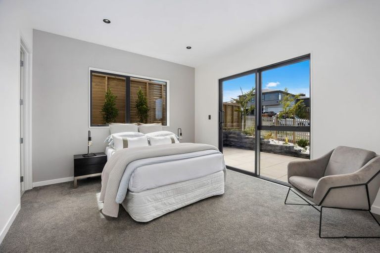 Photo of property in 160 Te Oneroa Way, Long Bay, Auckland, 0630