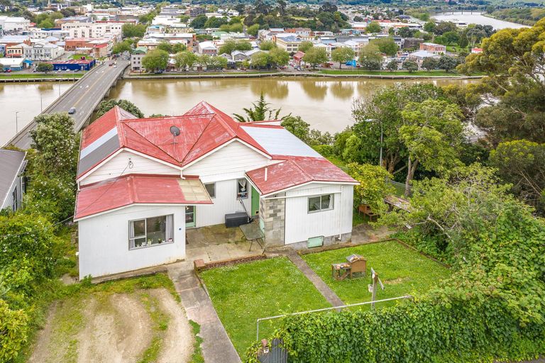 Photo of property in 30 Hipango Terrace, Durie Hill, Whanganui, 4500