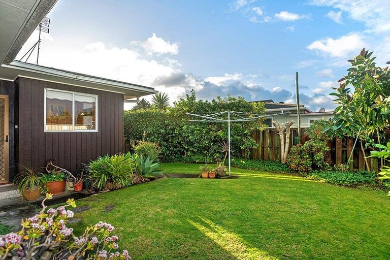 Photo of property in 1/2 Byron Street, Te Hapara, Gisborne, 4010