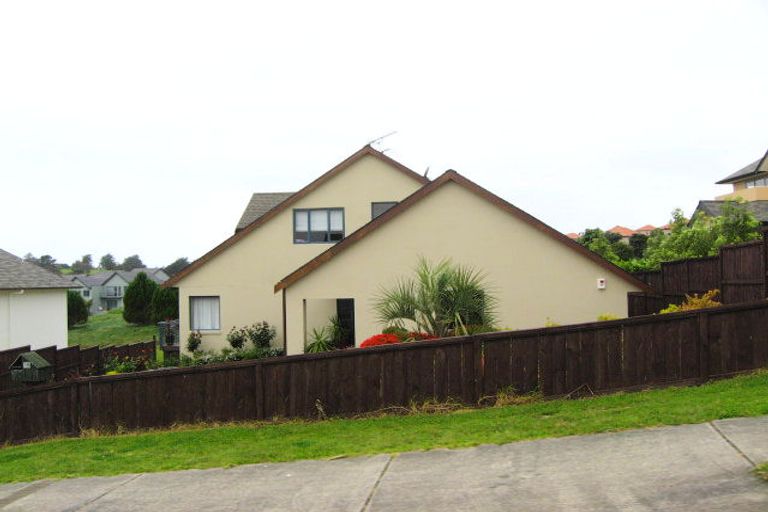 Photo of property in 16 Fingal Way, Gulf Harbour, Whangaparaoa, 0930