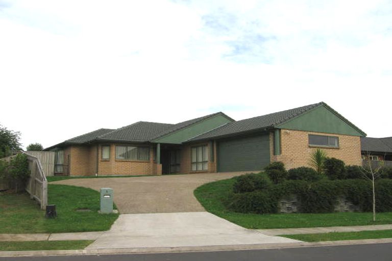 Photo of property in 5 Toledo Avenue, Henderson, Auckland, 0612