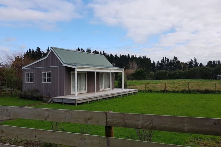 Photo of property in 33 Brigham Creek Road, Whenuapai, Auckland, 0618