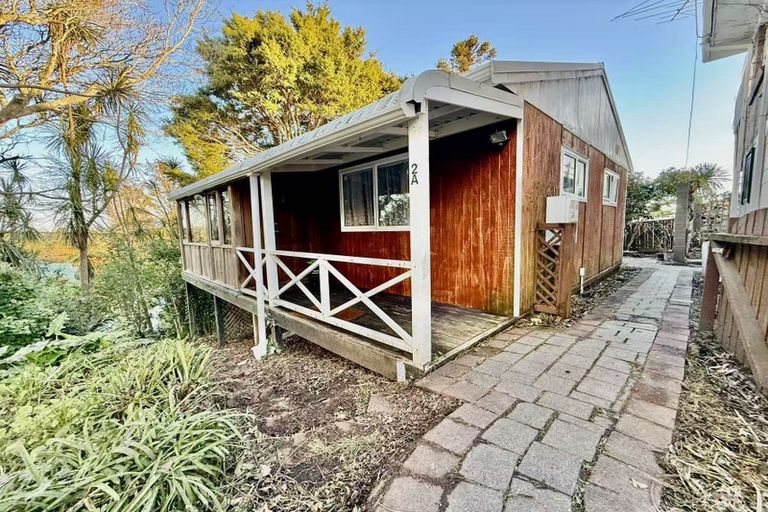 Photo of property in 2 Stanley Road, Glenfield, Auckland, 0629