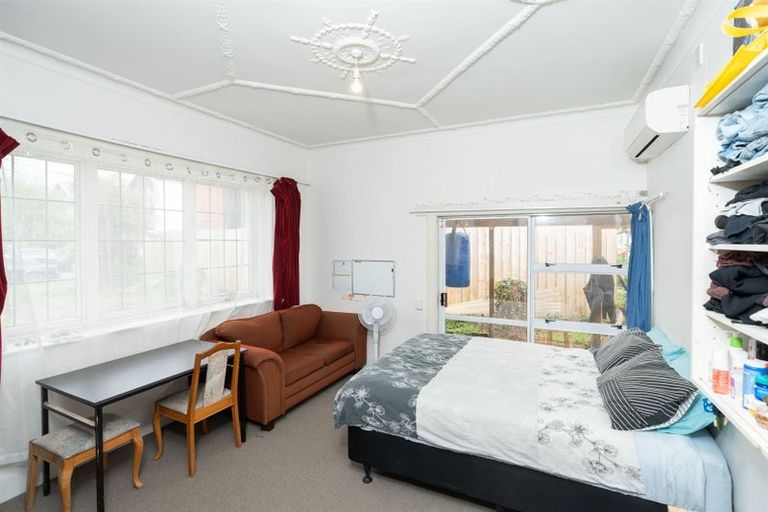 Photo of property in 1 Manning Street, Hamilton Central, Hamilton, 3204