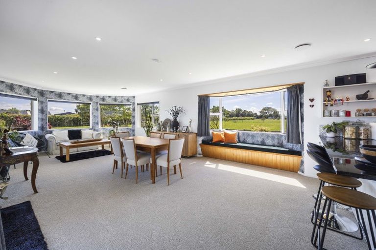 Photo of property in 281 Waihi Road, Hawera, 4673