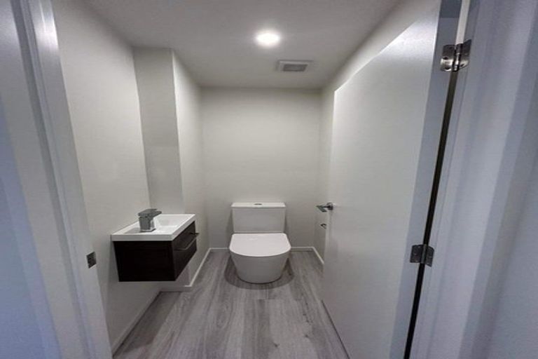 Photo of property in 7/9a Maronan Street, Woolston, Christchurch, 8023