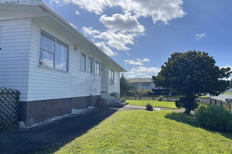 Photo of property in 15 Hope Farm Avenue, Pakuranga Heights, Auckland, 2010