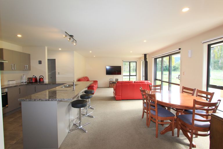 Photo of property in 83 Waikakaho Road, Tuamarina, Blenheim, 7273