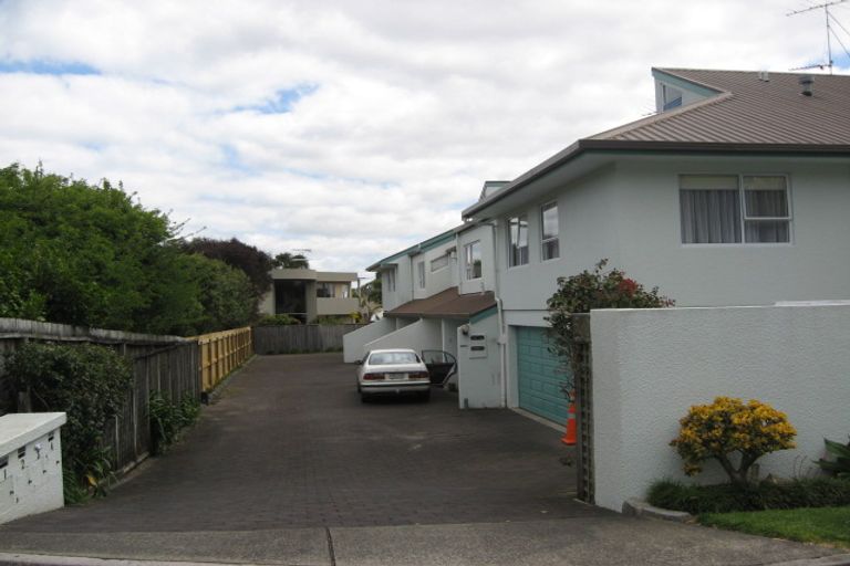 Photo of property in 4/6 Brown Street, Manly, Whangaparaoa, 0930