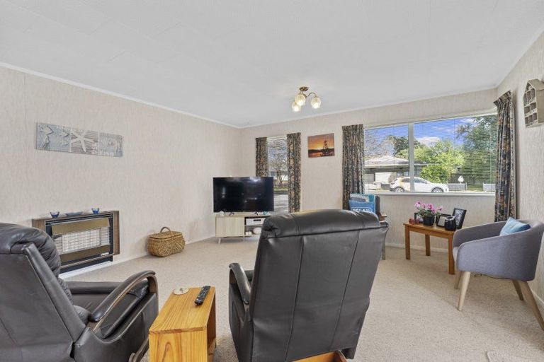 Photo of property in 8b Alexander Place, Otaki, 5512