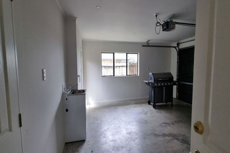 Photo of property in 4 Eastland Road, Flat Bush, Auckland, 2019