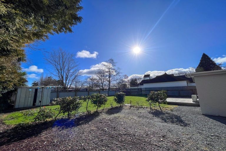 Photo of property in 74 Great North Road, Winton, 9720