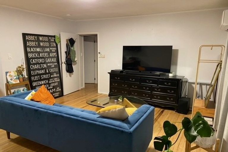 Photo of property in 3/125a Birkdale Road, Birkdale, Auckland, 0626