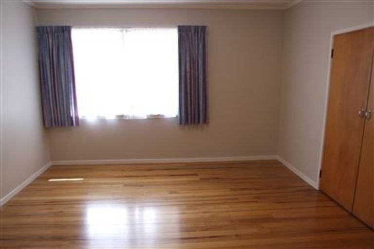 Photo of property in 24 Margaret Place, Milford, Auckland, 0620