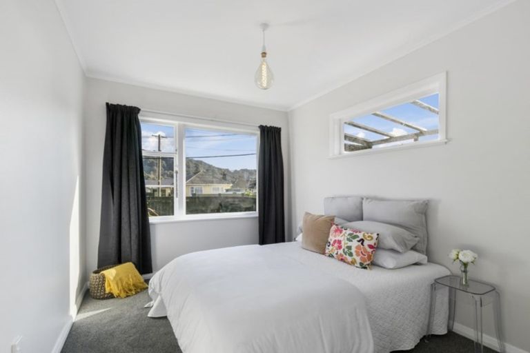 Photo of property in 5 Ngaio Street, Wainuiomata, Lower Hutt, 5014