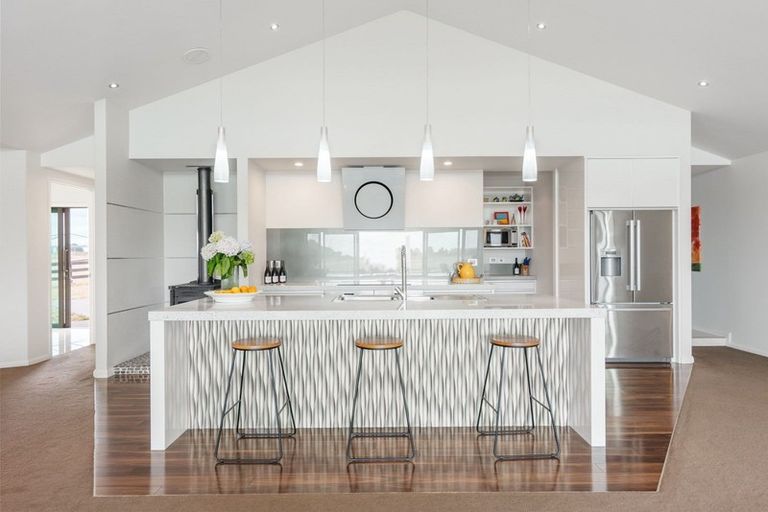 Photo of property in 98 Dyke Road, Karaka, Papakura, 2580