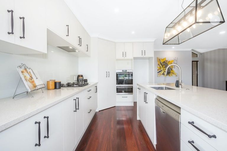 Photo of property in 96 Navigation Drive, Whitby, Porirua, 5024