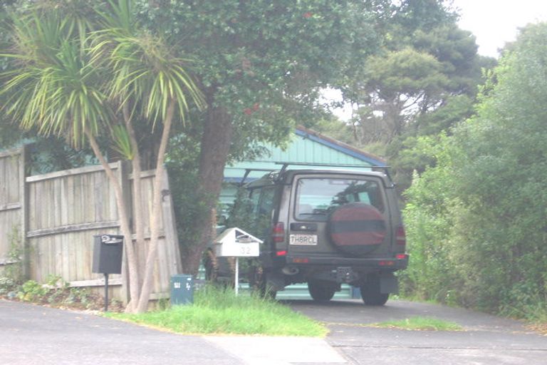 Photo of property in 32a Neal Avenue, Glenfield, Auckland, 0629