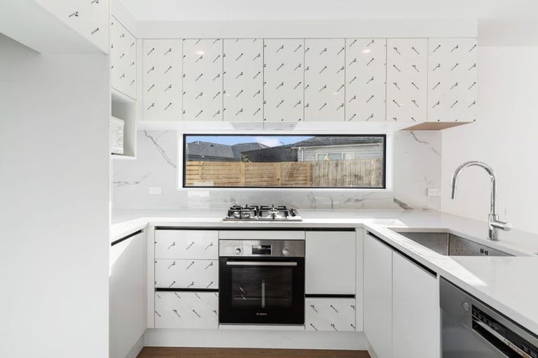 Photo of property in 1 Pupahi Court, Takanini, 2112