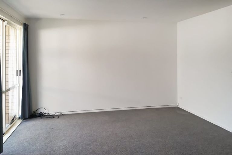 Photo of property in 2/17 Fairfield Avenue, Addington, Christchurch, 8024