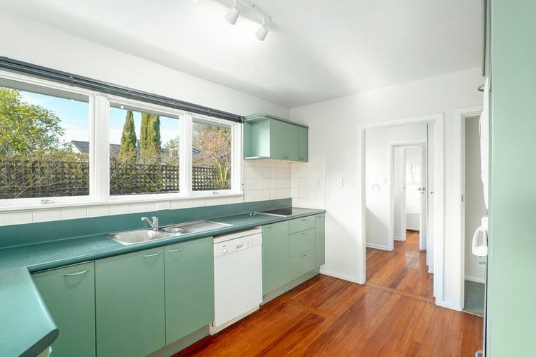 Photo of property in 18 Doncaster Street, Sockburn, Christchurch, 8042