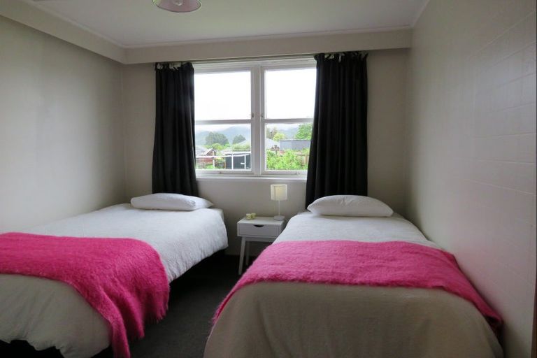 Photo of property in 2 Crampton Road, Reefton, 7830