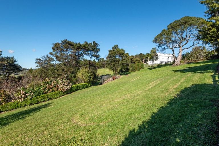 Photo of property in 29 Pinchgut Road, Kaukapakapa, 0873