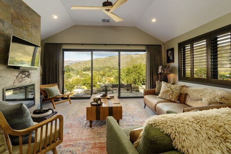 Photo of property in 30 Naylor Street, Clyde, 9330