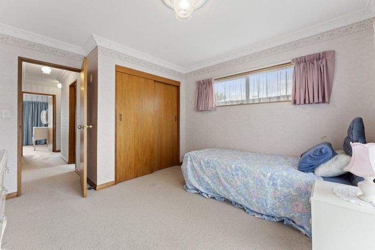 Photo of property in 48 Terry Crescent, Milson, Palmerston North, 4414