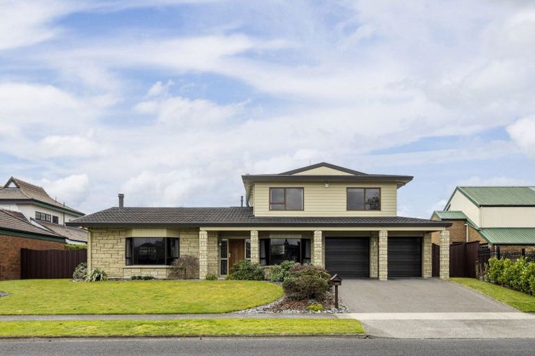 Photo of property in 68 Delamare Road, St Andrews, Hamilton, 3200