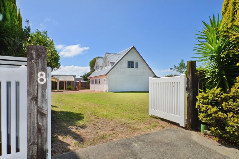 Photo of property in 8 Munro Place, Ngunguru, Whangarei, 0173