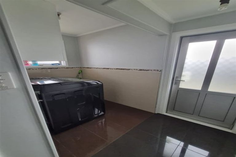 Photo of property in 19 Woburn Street, Mangere East, Auckland, 2024